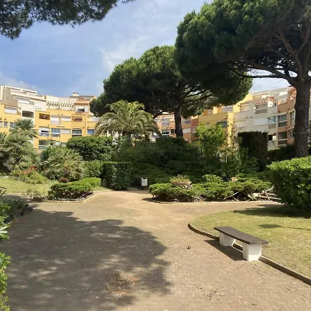 شقة 4 Pers Avec Piscine Et Parking A 1200m De La - Fr-1-249-263