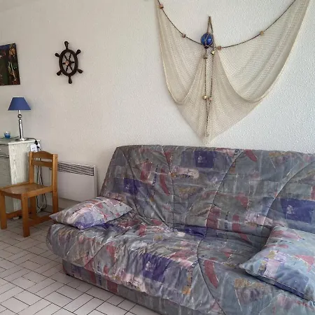 4 Pers Avec Piscine Et Parking A 1200m De La - Fr-1-249-263 Appartement *