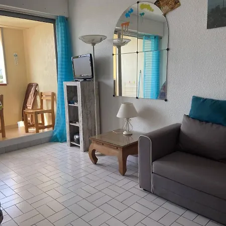 4 Pers Avec Piscine Et Parking A 1200m De La - Fr-1-249-263 *